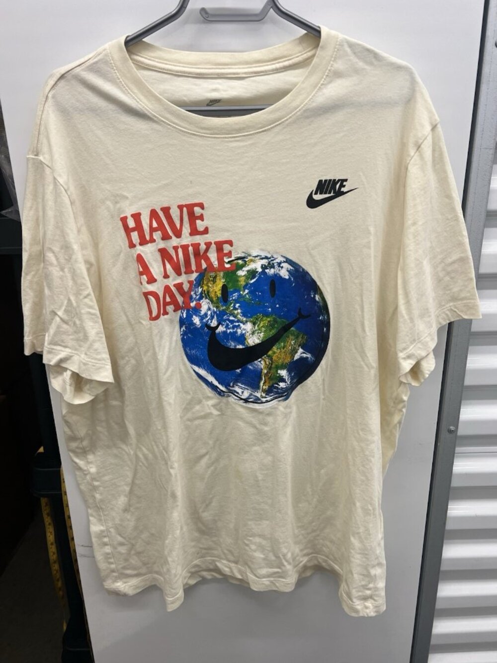 Nike Sportswear “Have A Nike Day” Cream T-shirt DM6331-113 Size X-Large